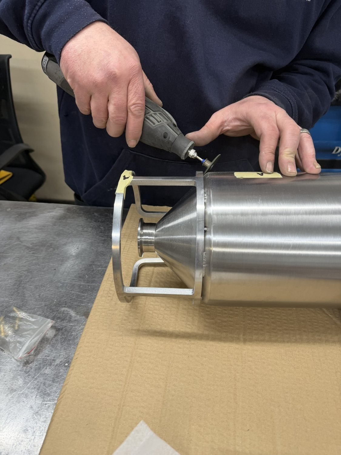 Stainless steel powder containers, 3D metal printed (photo 3 of 16)